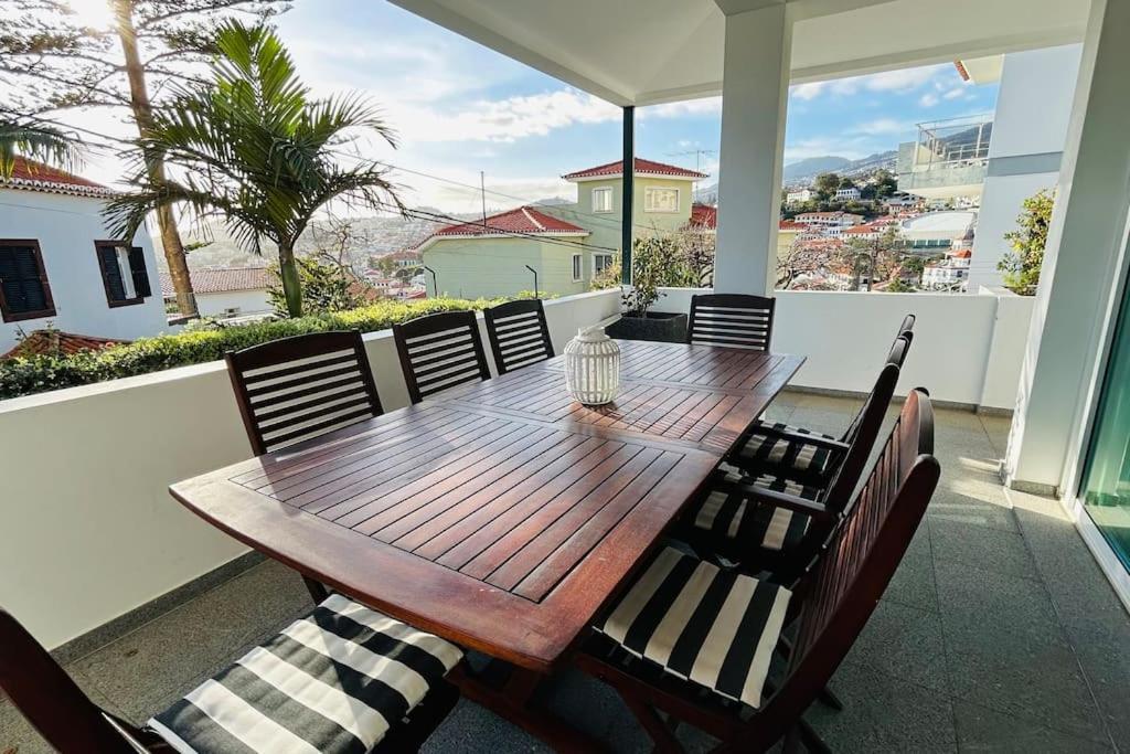 Villa Vera Downtown Фуншал Экстерьер фото